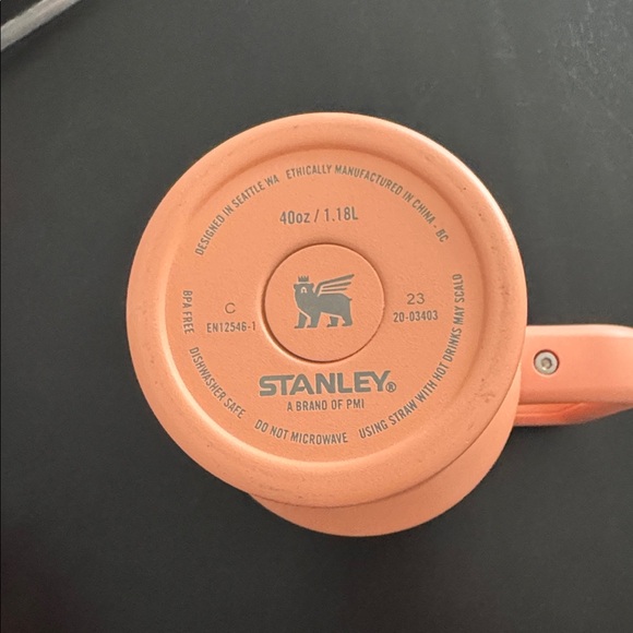 Stanley Coral Travel Mug with Handle - Picture 4 of 4